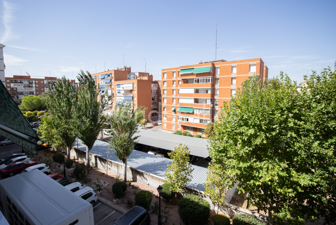 Vistas exteriores desde la vivienda en calle Desarrollo