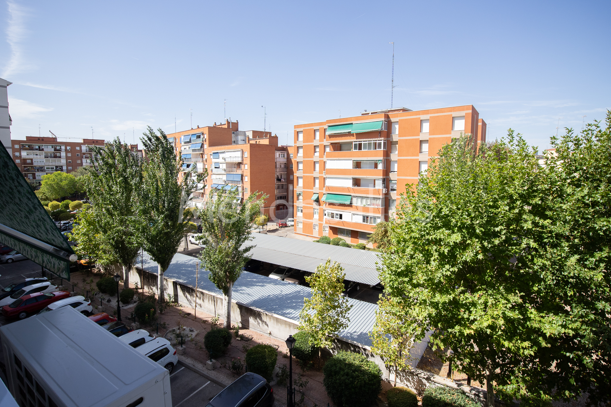 Vistas exteriores desde la vivienda en calle Desarrollo